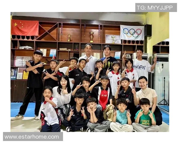 杨军专访揭秘街舞成功秘诀与未来发展趋势 杨军专访揭秘街舞成功秘诀与未来发展趋势